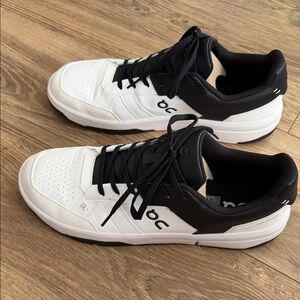 On Running Black and White Men's Sneakers - THE ROGER Clubhouse